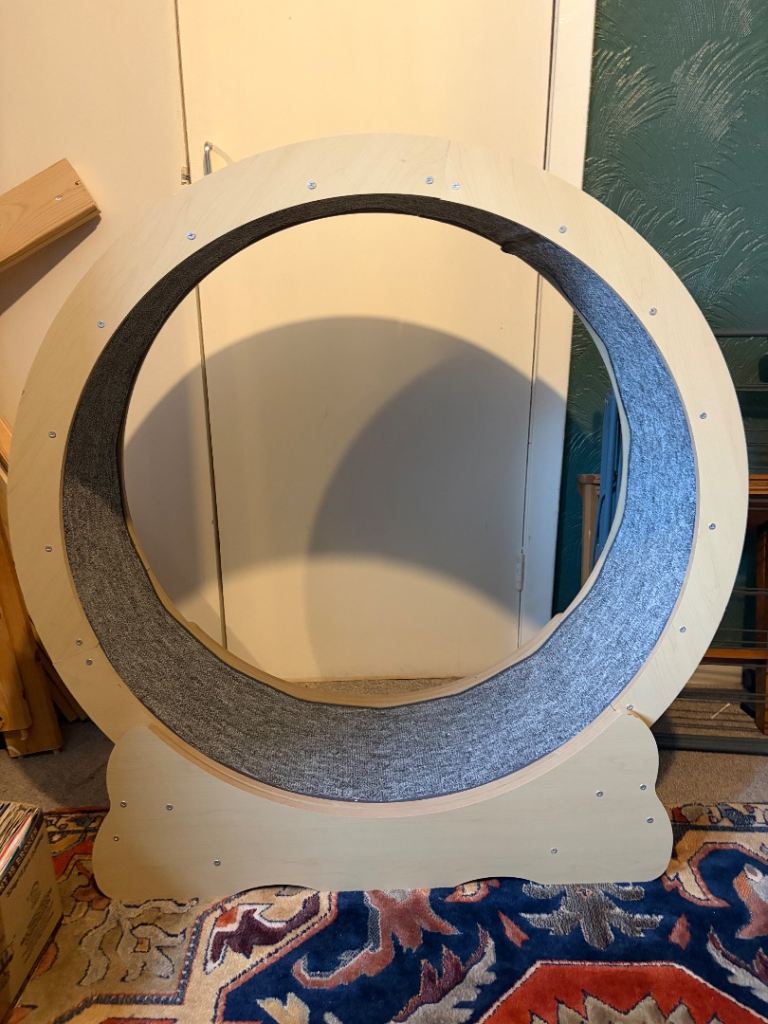Cat wheel 