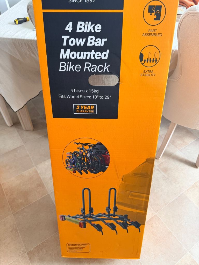 Tow bar bike rack 