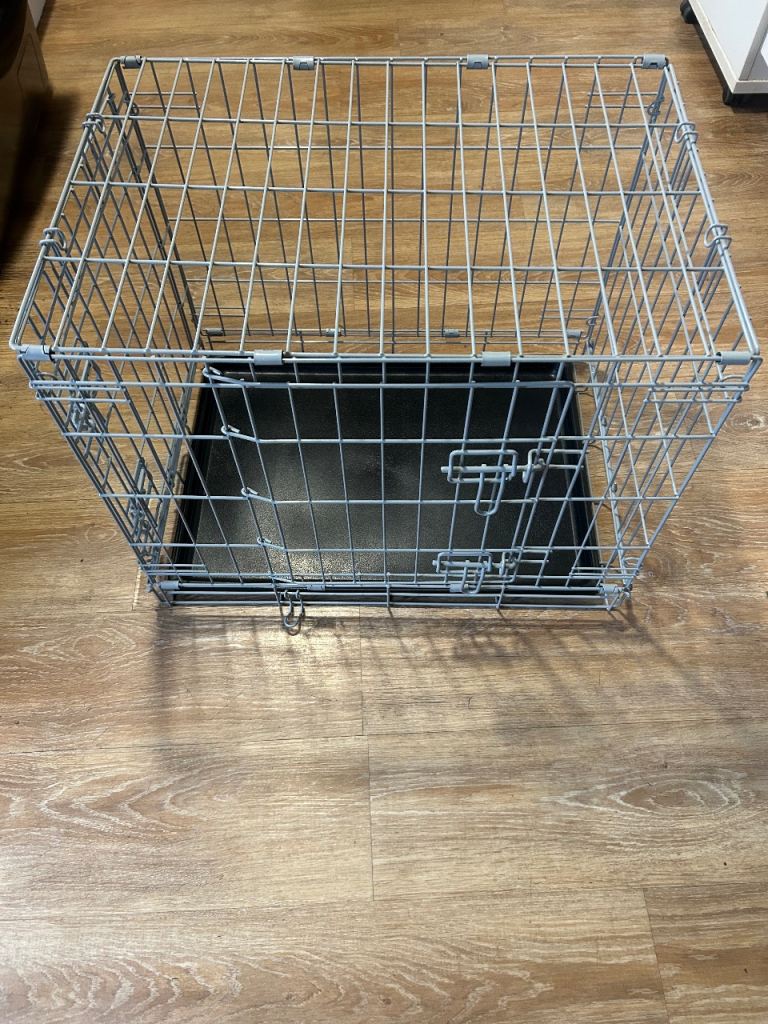 New dog cage 
