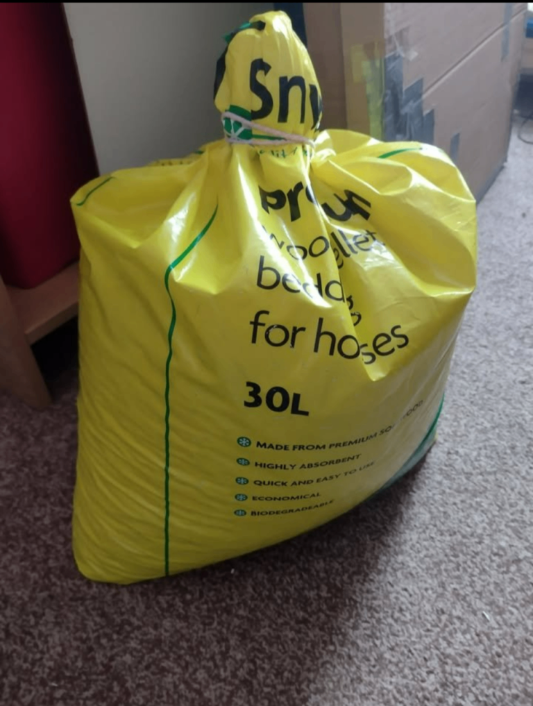 £10 Premium pet animal wood pellets 