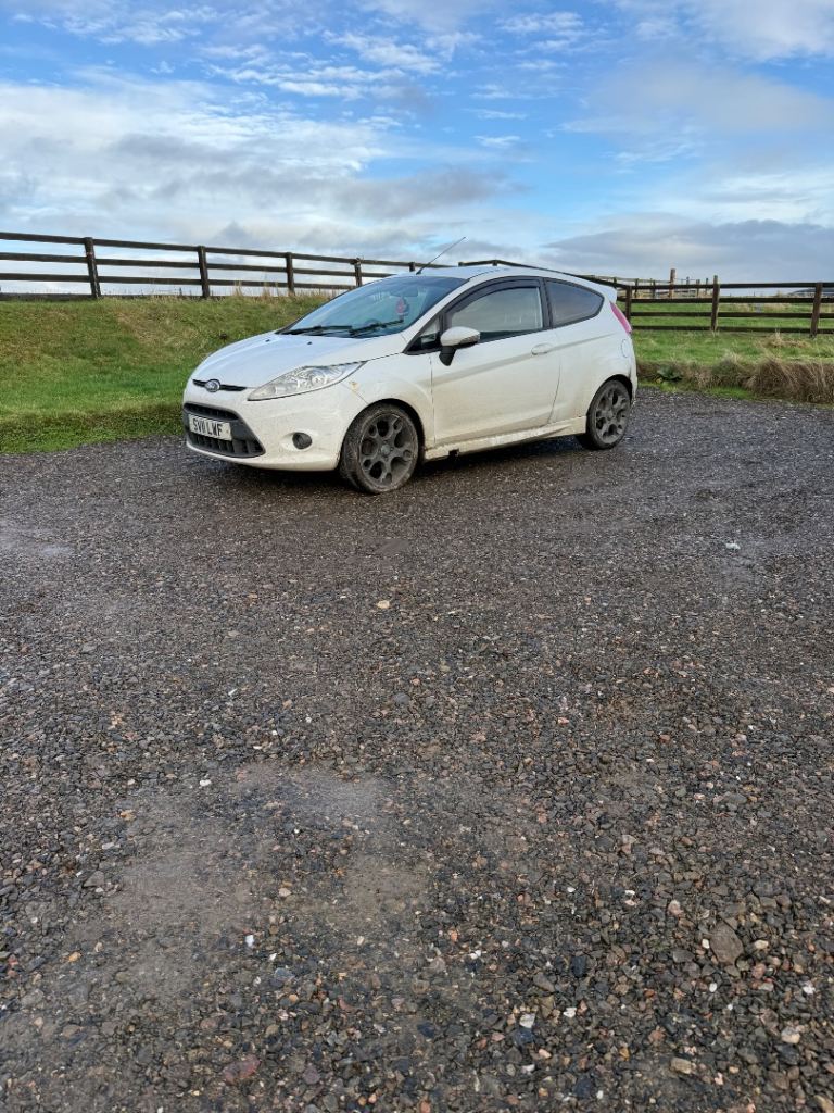 Ford, FIESTA, Hatchback, 2011, Manual, 1560 (cc), 3 doors