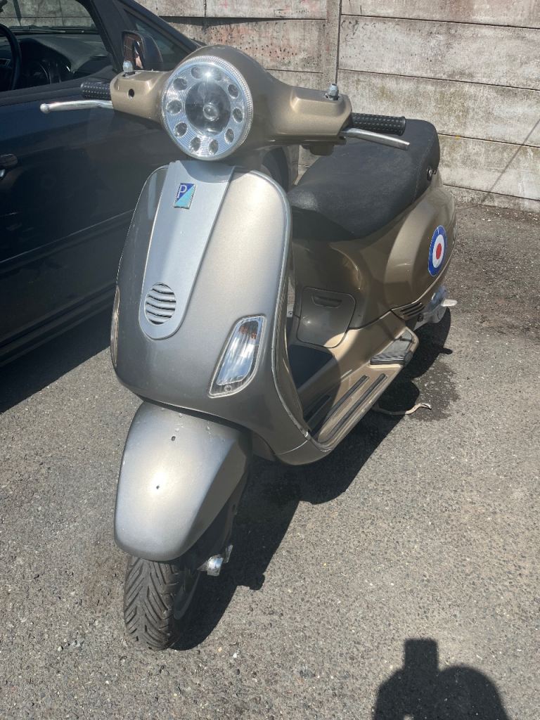 Piaggio, VESPA, 2000