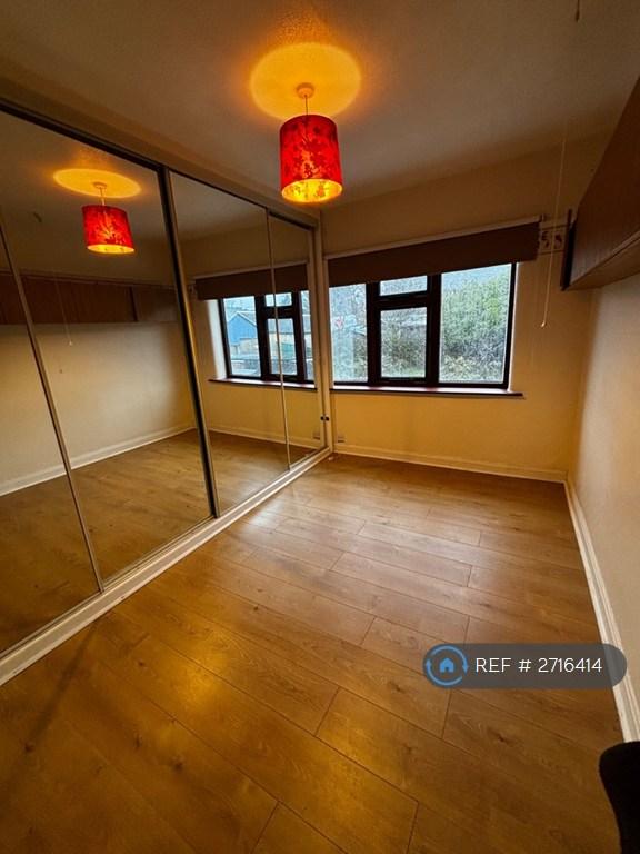 3 bedroom house in Railway Road, Chorley, PR6 (3 bed) (#2716414)