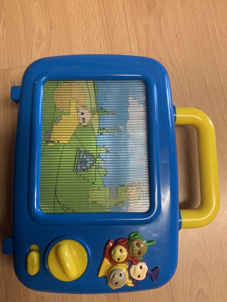 Teletubby Original 90s TV Picture Screen with Music 