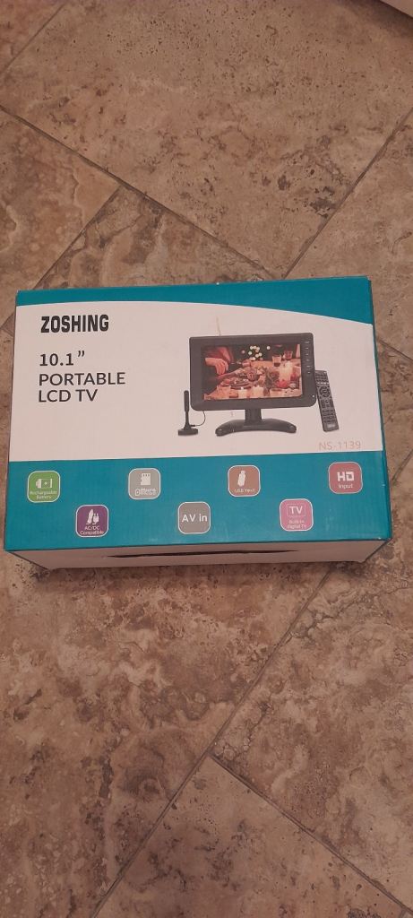 ZOSHING 10.1" Portable LCD TV - Brand New in Box