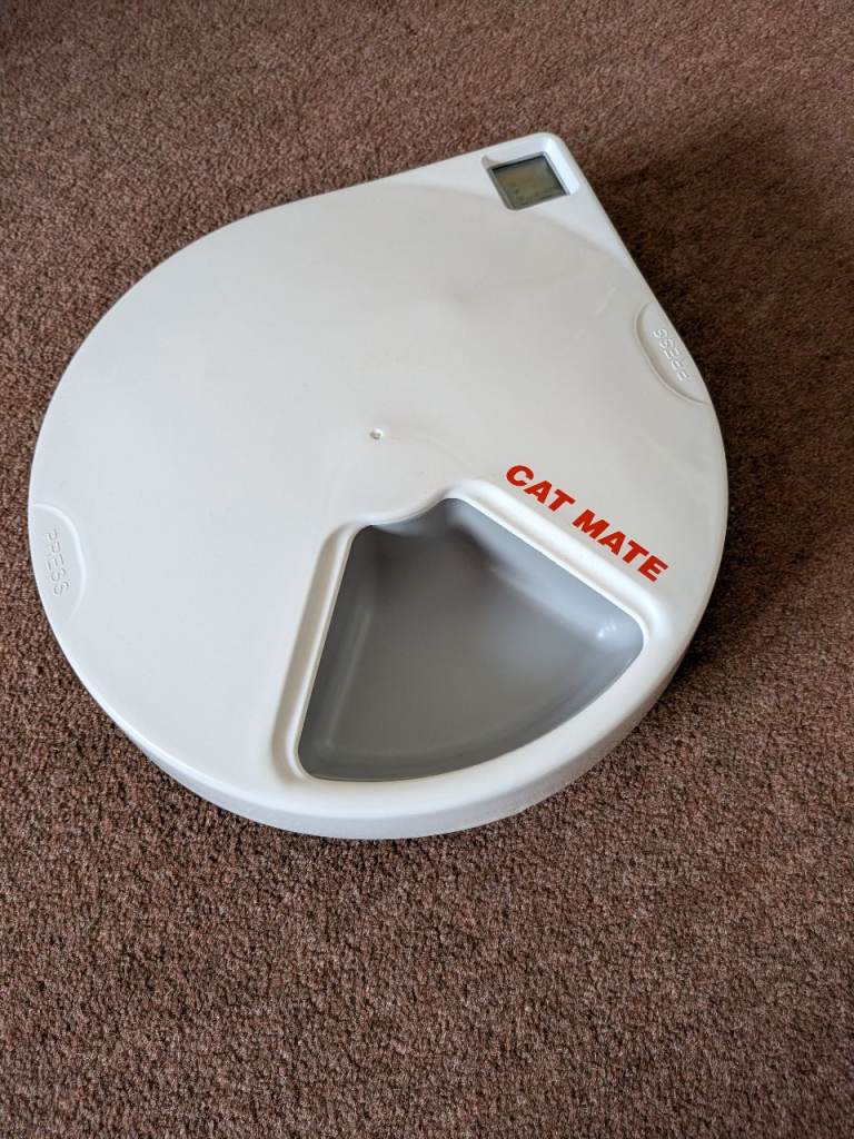 Cat Mate Automatic Pet Feeder with Timer