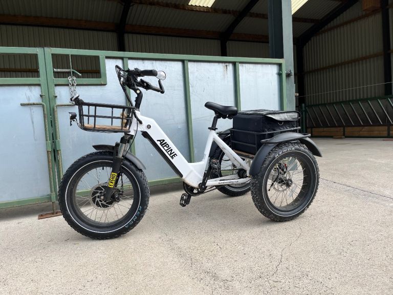 Alpine Electric Mountain Trike – All Terrain, White, As Good As New