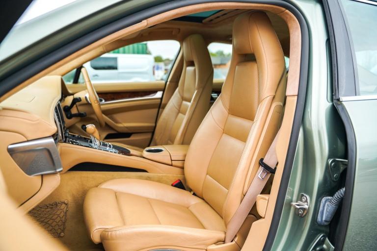 2011 Porsche Panamera 4.8T V8 PDK 4WD Euro 5 (s/s) 5dr HATCHBACK Petrol Automatic