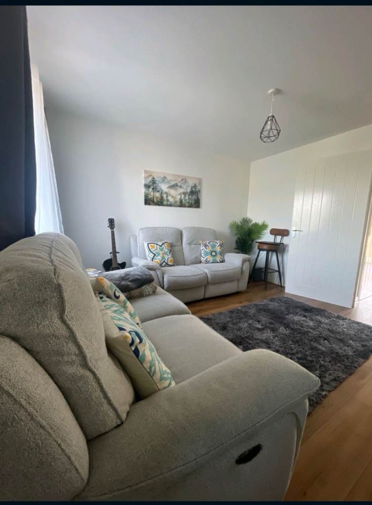 Brand new build · Double rooms · Bills inc · BS10