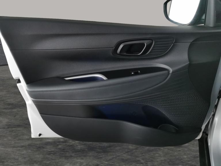 2022 Hyundai BAYON 1.0 T-GDi MHEV SE Connect SUV 5dr Petrol Hybrid Manual Euro 6 (s/s) (100 ps Su...