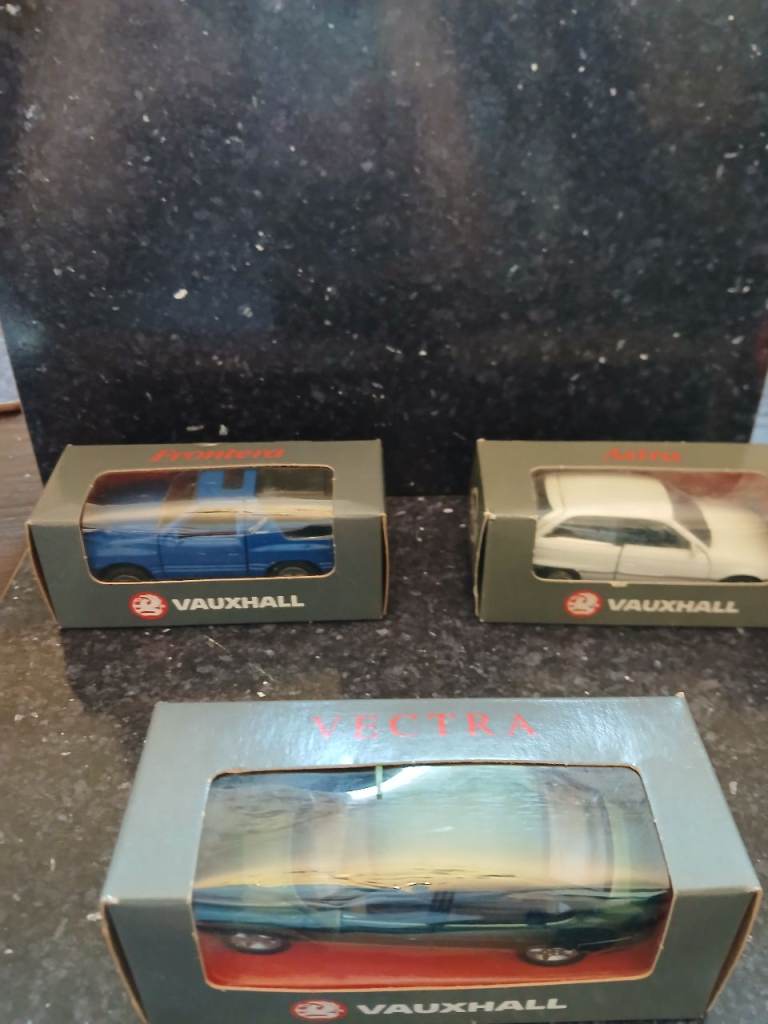 Vauxhall Model Cars in Boxes – As Good As New