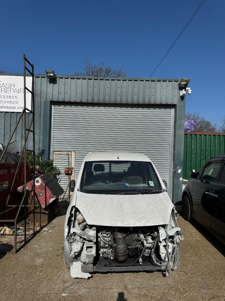 Warehouses to rent junction 4 M25 