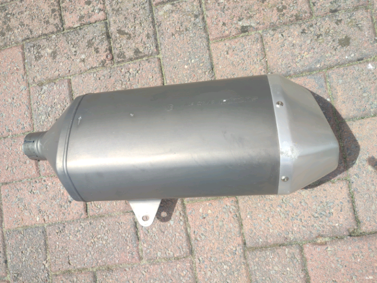 GSX-R 1000 AL7 Stock Exhaust/Silencer