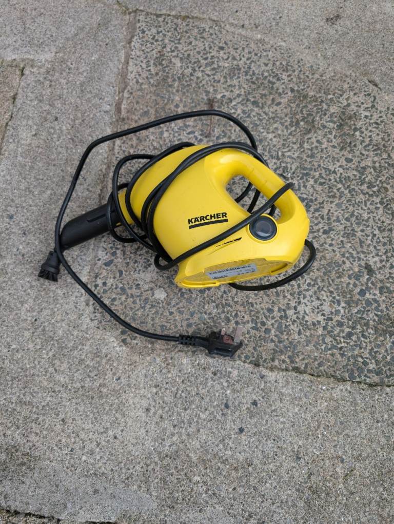 Karcher steam cleaner with brush