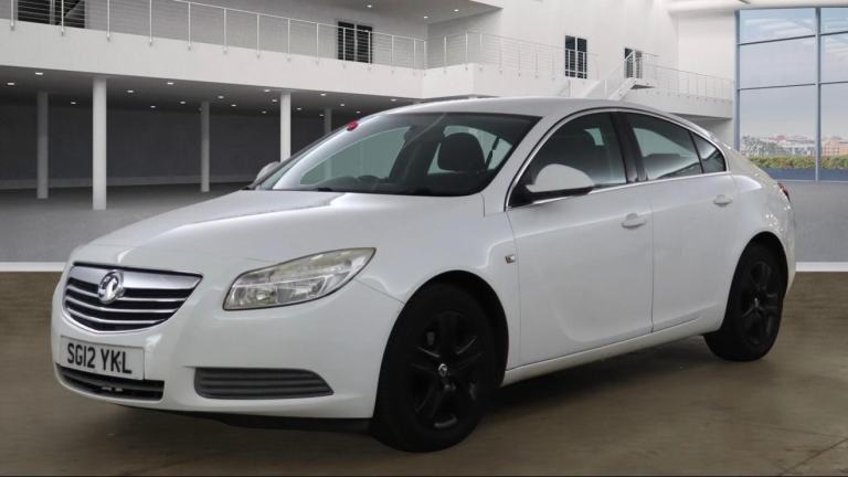 2012 Vauxhall Insignia 1.8i 16V Exclusiv 5dr HATCHBACK Petrol Manual