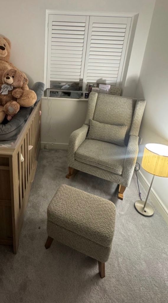 Nursing Chair 