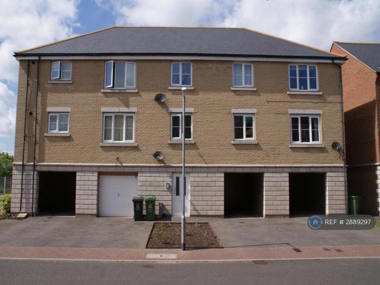 2 bedroom flat in Bright Close, Great Yarmouth, NR31 (2 bed) (#2889297)