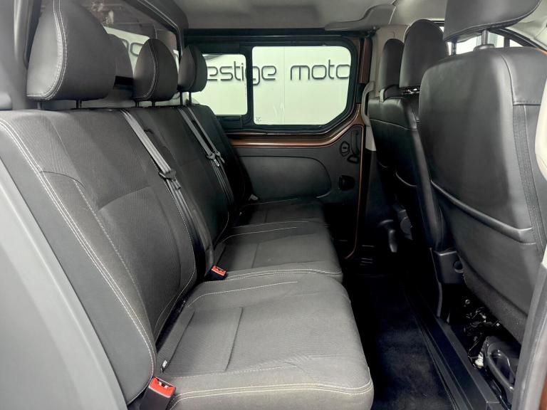 2020 Renault Trafic 2.0 dCi ENERGY 30 Sport Nav Crew Van LWB Euro 6 (s/s) 6dr WINDOW VAN Diesel M...