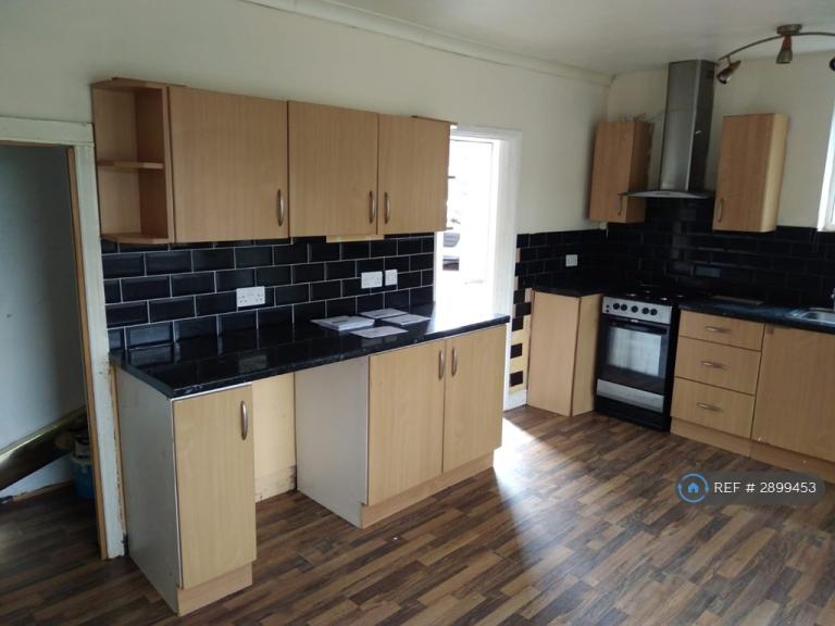 2 bedroom house in Braunstone Close, Leicester, LE3 (2 bed) (#2899453)