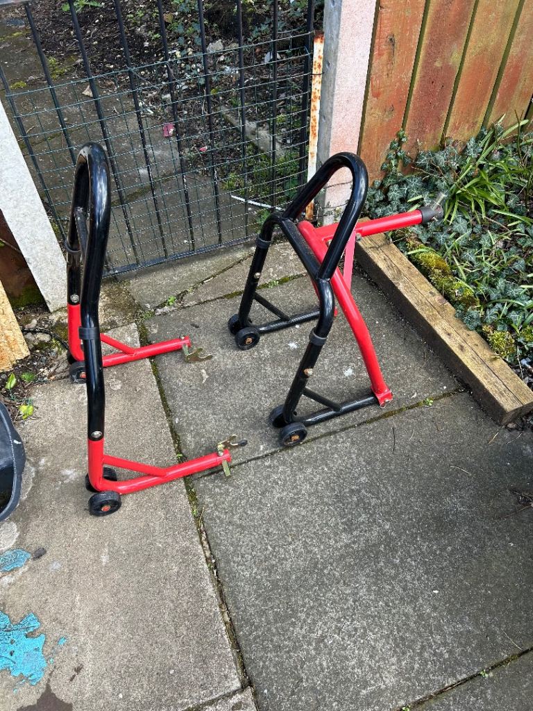 Front and rear motorbike stands
