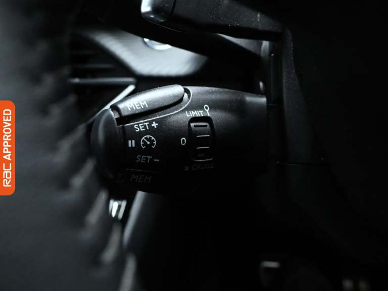 2023 Peugeot 208 1.2 PureTech Allure Premium + Hatchback 5dr Petrol EAT Euro 6 (s/s) (130 ps Hatc...