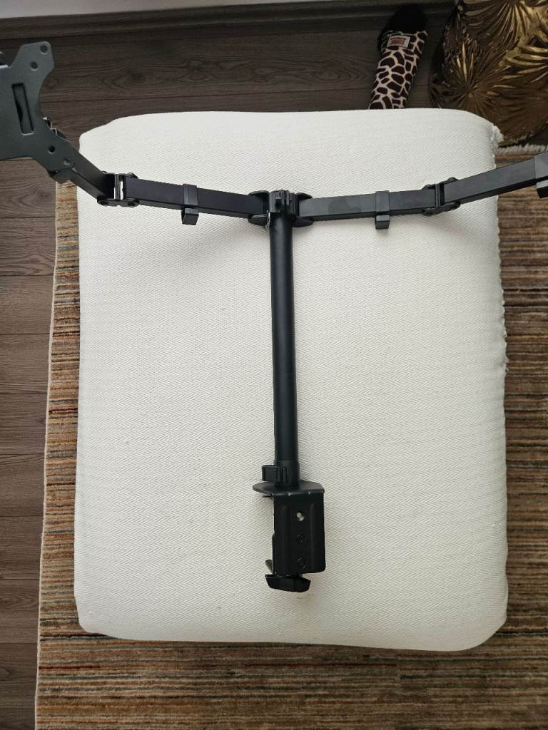 VonHaus Dual Arm Desk Mount with Stand – Black, As Good As New