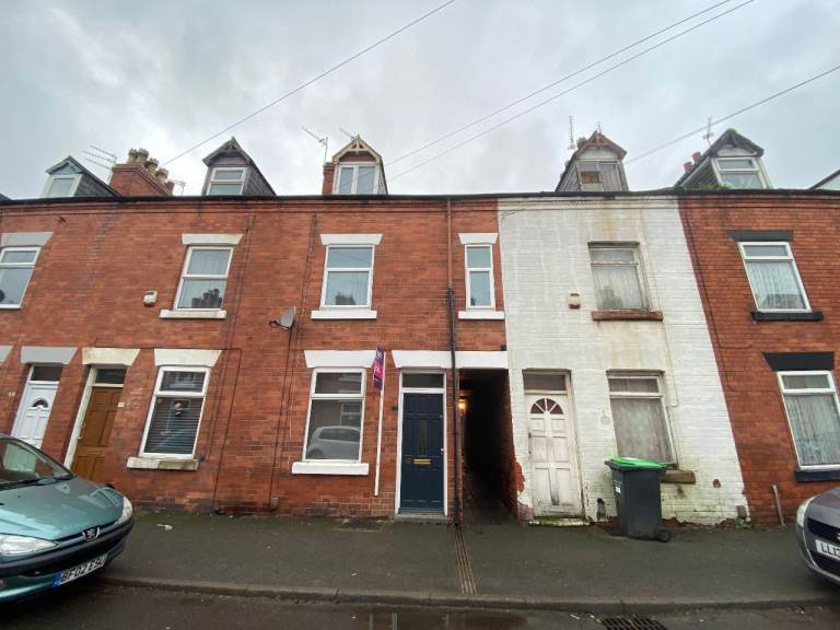 3 bed house in Hucknall