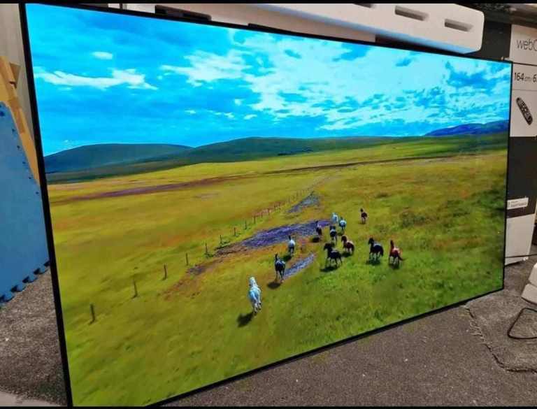 55"TOSHIBA 4K ULTRA HD SMART WIFI LED TV PERFECT WORKING 179£