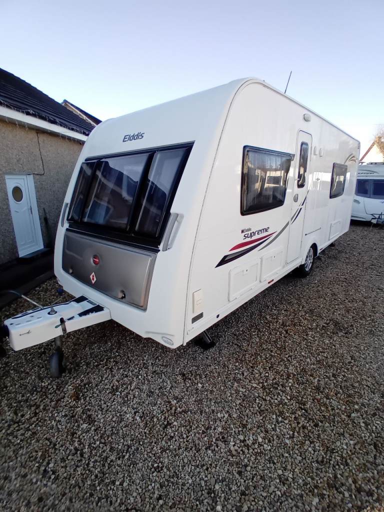 2015 Elddis supreme fix bed 