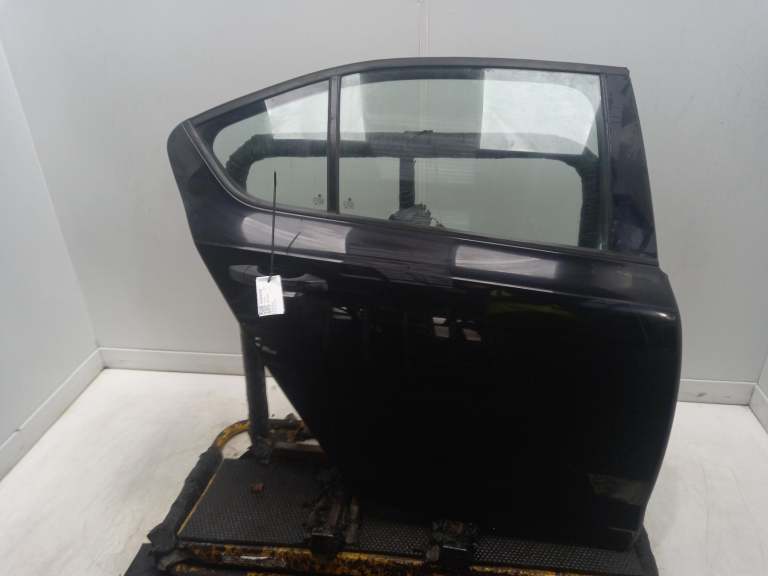Skoda Octavia Right Front Door O/S 2013-2020 F9r 5 Door Hatchback