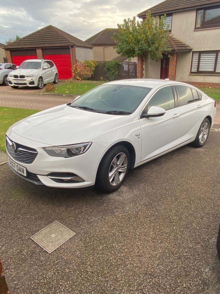 Vauxhall, INSIGNIA, Hatchback, 2017, Manual, 1490 (cc), 5 doors