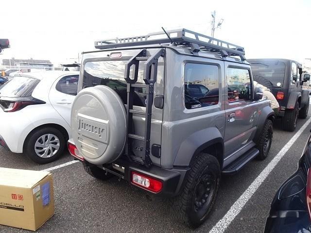 Suzuki jimny sierra 1.5 auto 3 door in grey japanese import 2025 with extras