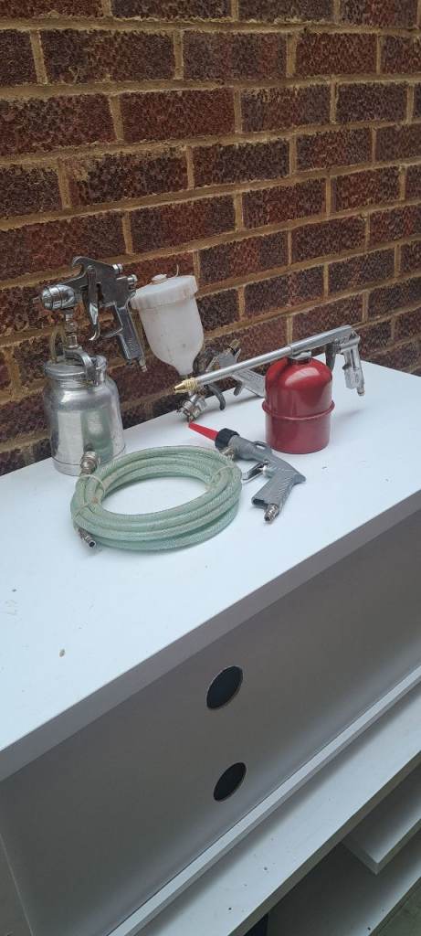 Air spray gun assortment