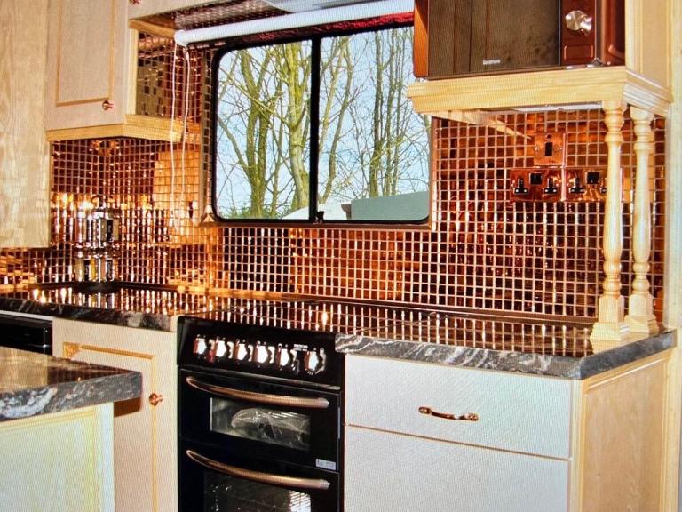 DAF LF45.160 MOTORHOME LUXURY CAMPER SLEEP 6 CAMPER OFF GRID 