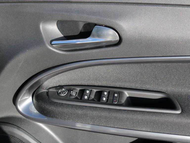 2025 Fiat 600 115kW Red 54kWh 5dr Auto HATCHBACK ELECTRIC Automatic