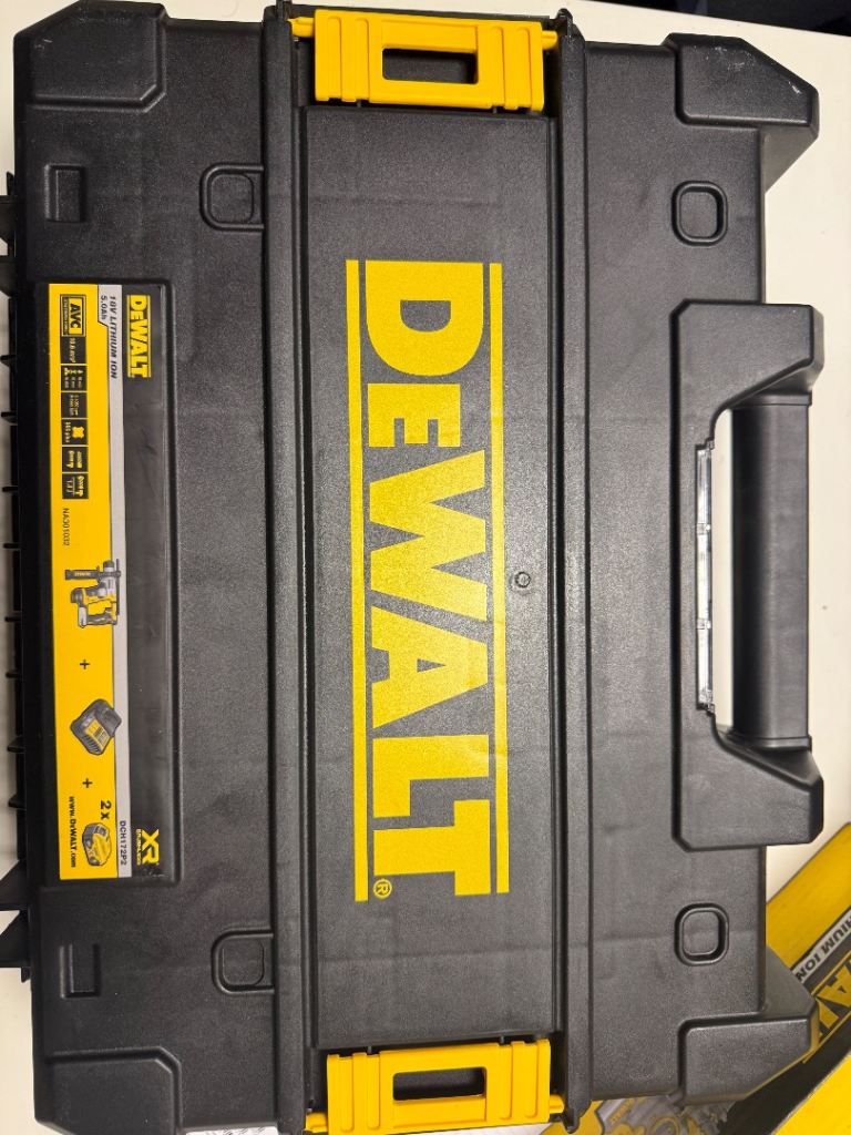 Brand new DeWalt 18V Li-ion Brushless Cordless SDS+ drill (2 x 5Ah) DCH172P2-GB