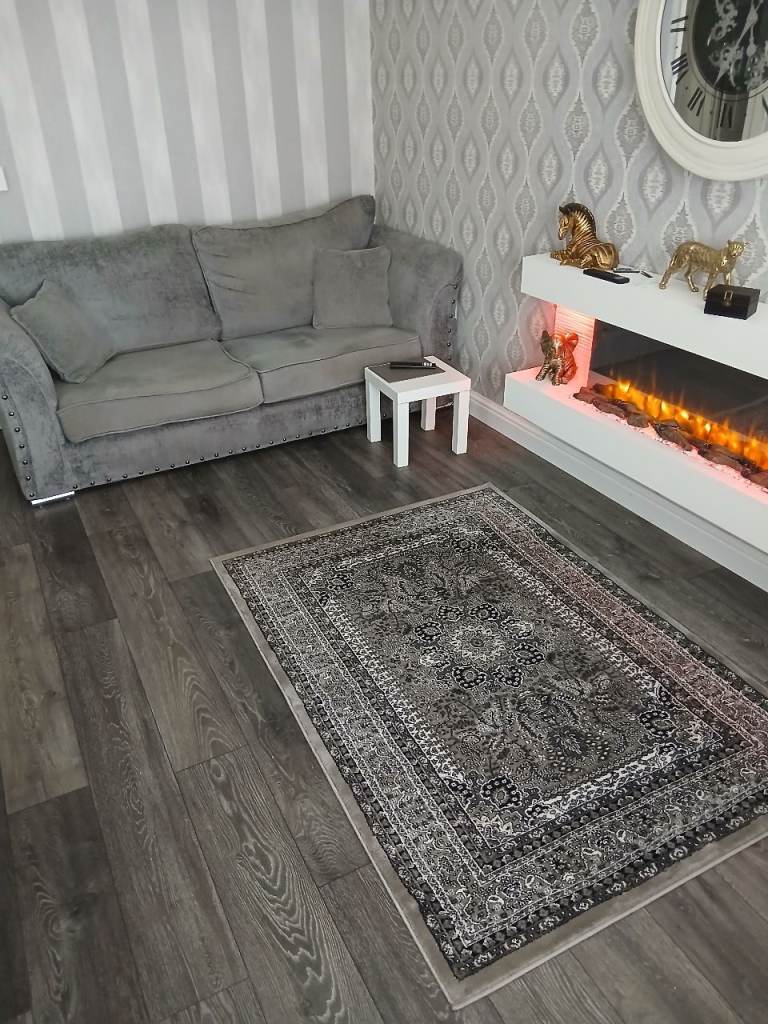 3+2 seater suite