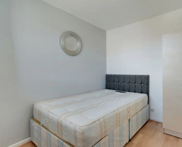 Double Room Whitechapel £920/pm - Bills Inc | Near Station | E1