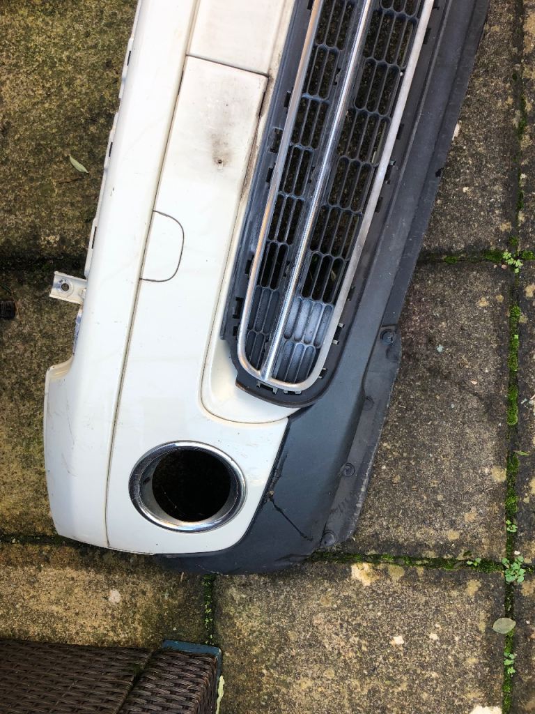 Mini Cooper 2009 front bumper 