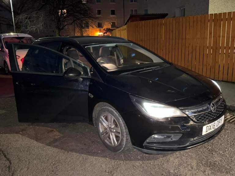 Vauxhall, ASTRA, Estate, 2018, Manual, 1598 (cc), 5 doors