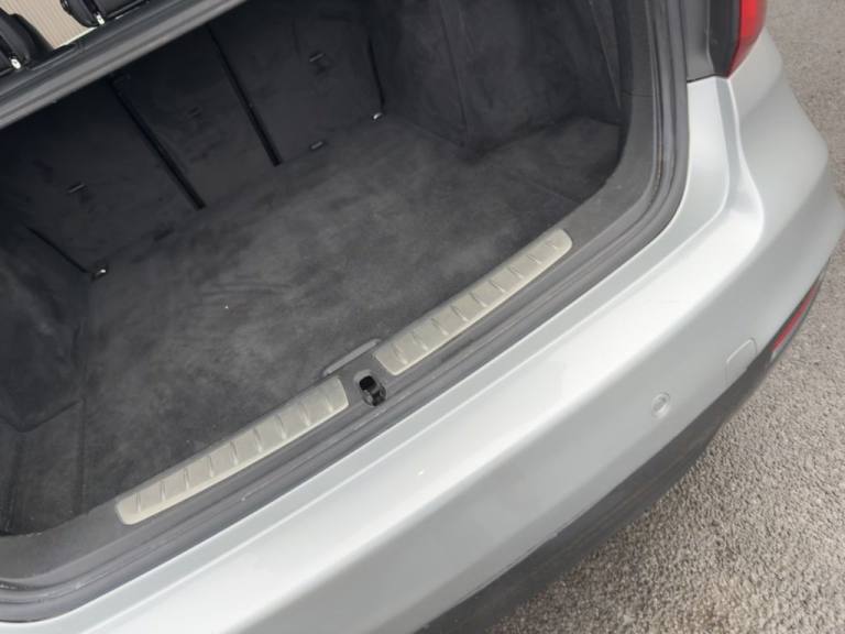 2018 BMW 3 Series 320d xDrive M Sport 5dr Step Auto [Business Media] HATCHBACK DIESEL Automatic