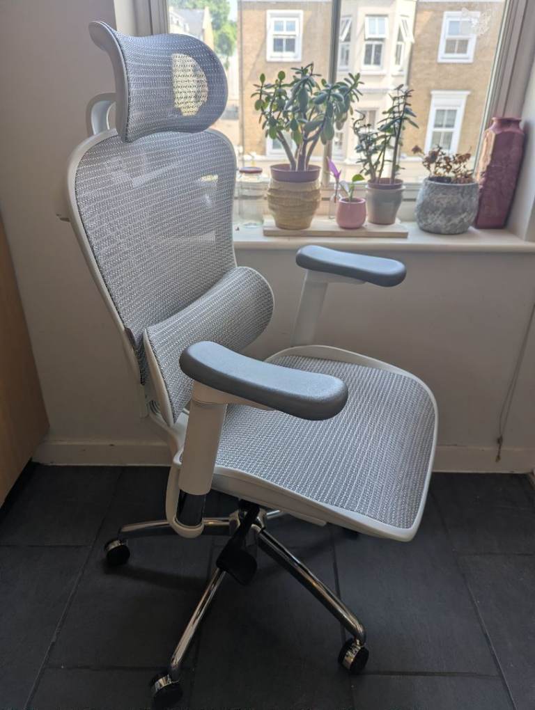 Sihoo Doro C300 Ergonomic Office Chair (White) – Brand New - Assembled