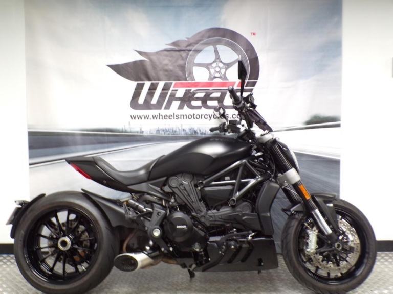 2021 DUCATI XDIAVEL WITH TERMI EXHAUST