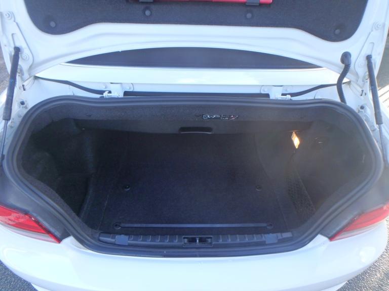 2013 BMW 1 Series 118i Exclusive Edition 2dr CONVERTIBLE Petrol Manual