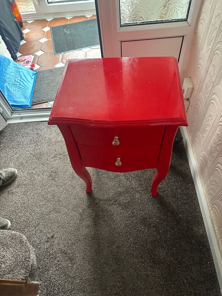 Red Retro drawer unit