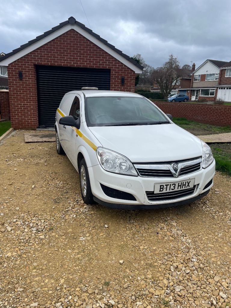 Vauxhall, ASTRAVAN, Car Derived Van, 2013, Manual, 1686 (cc)