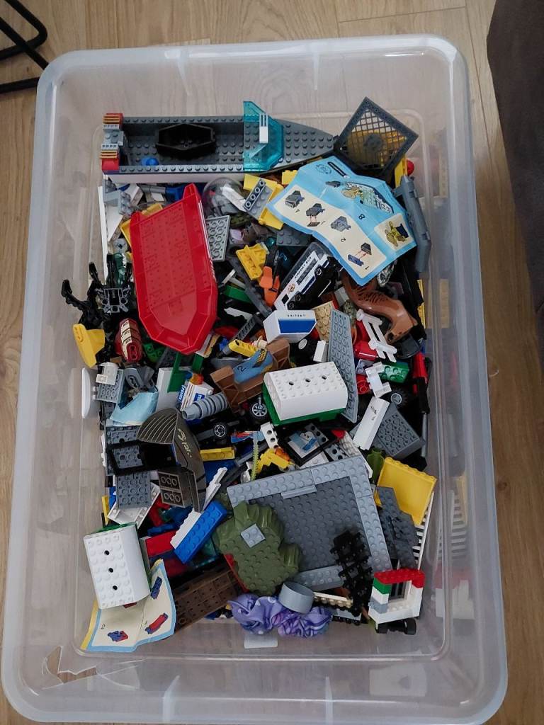 Mixed used random lego pieces 