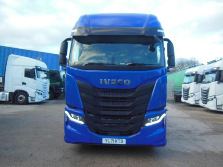 2021 '71' Iveco 570 S WAY 6X2 mid lift / steer
