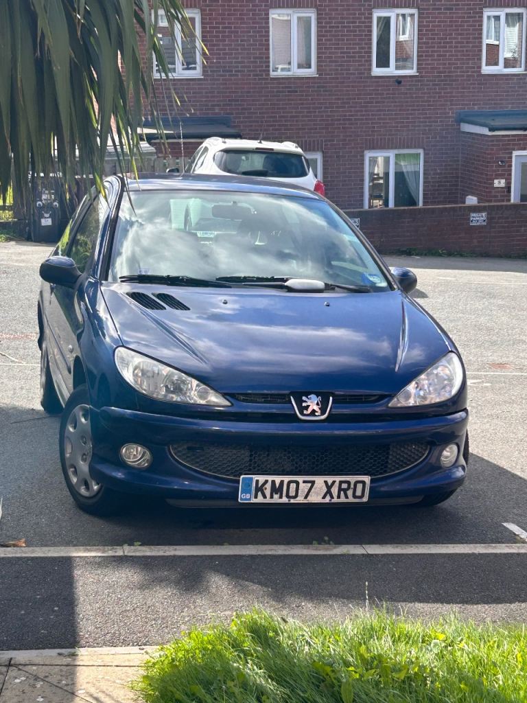 Spares or repair Peugeot 206