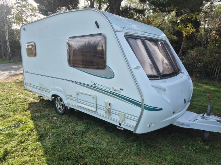 Abbey expression 420 model 2005 year 2 berth motor mover